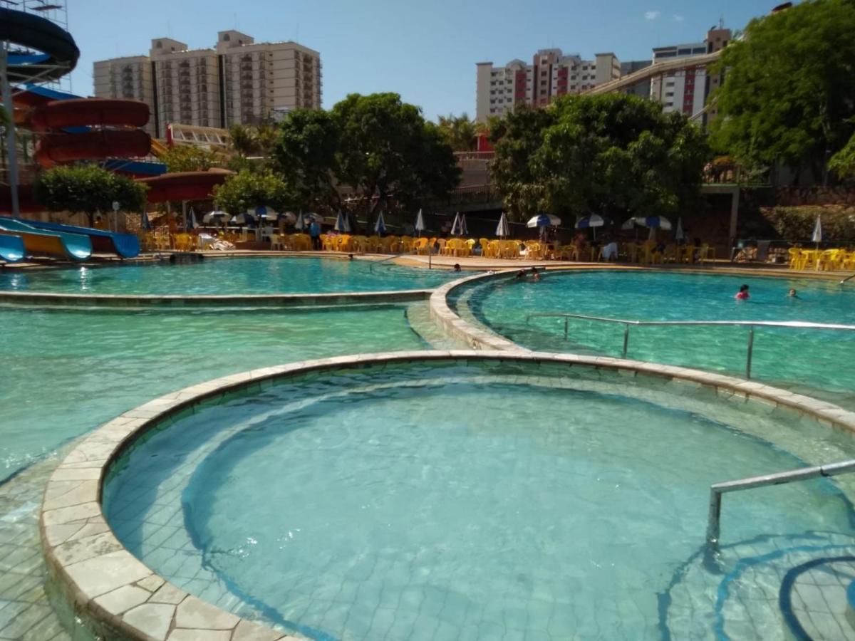 Piazza Diroma Villa Caldas Novas Dış mekan fotoğraf